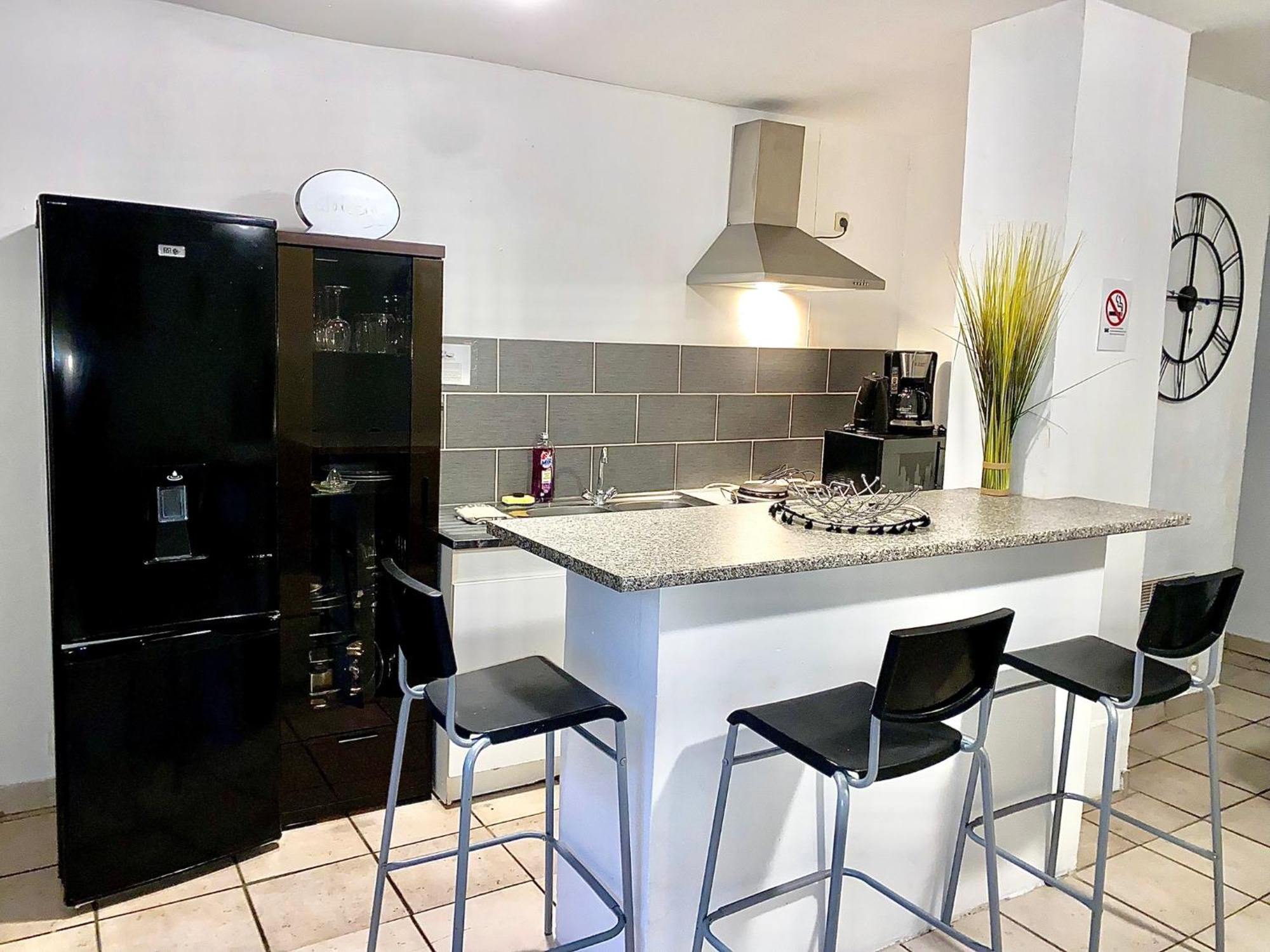 Appartement Calme Au Coeur De La Bastide St-Louis Каркассон Экстерьер фото